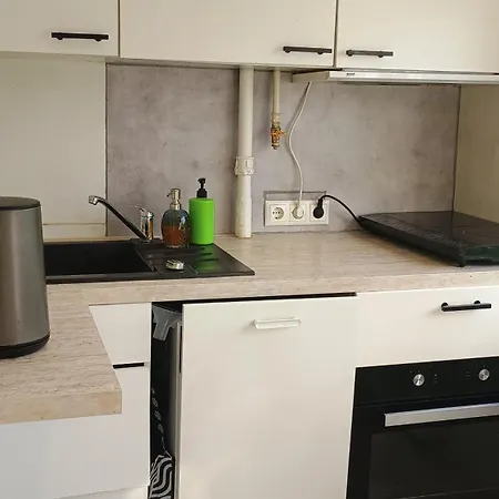 Flat Near Old Town Check-in 24h